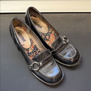 Unlisted 90’s Loafers